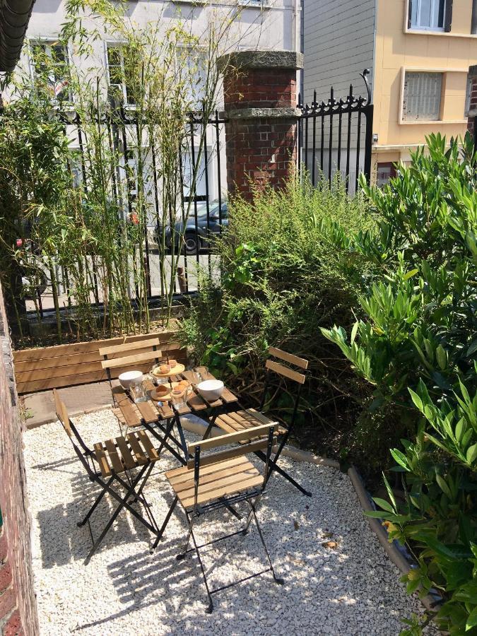 La Cabane Urbaine Et Son Jardin Rouen Luaran gambar
